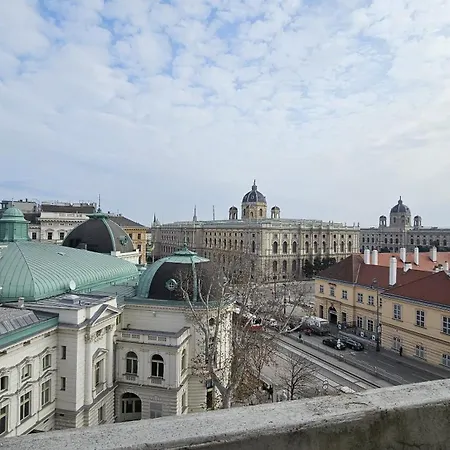 Hotel Pension Museum-3