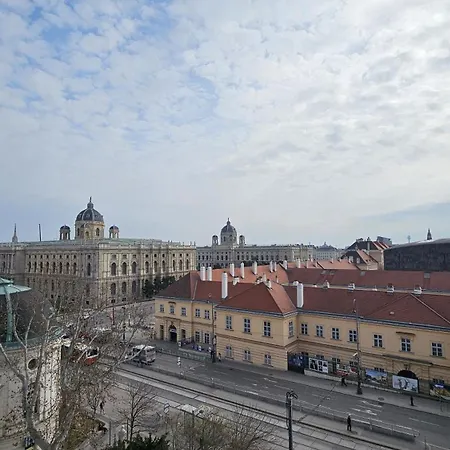 Hotel Pension Museum-3